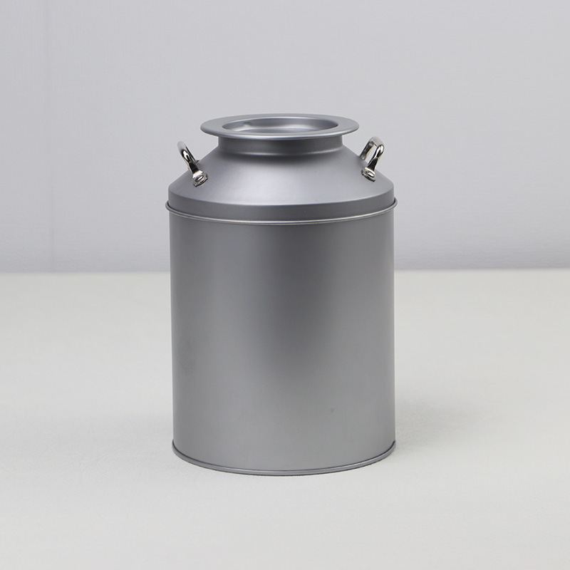 Milk tin can with removable lid